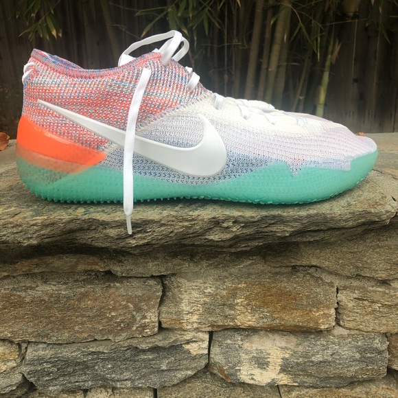 Other - BRAND NEW KOBE BASKETBALL FLYKNIT MENS SIZE 13